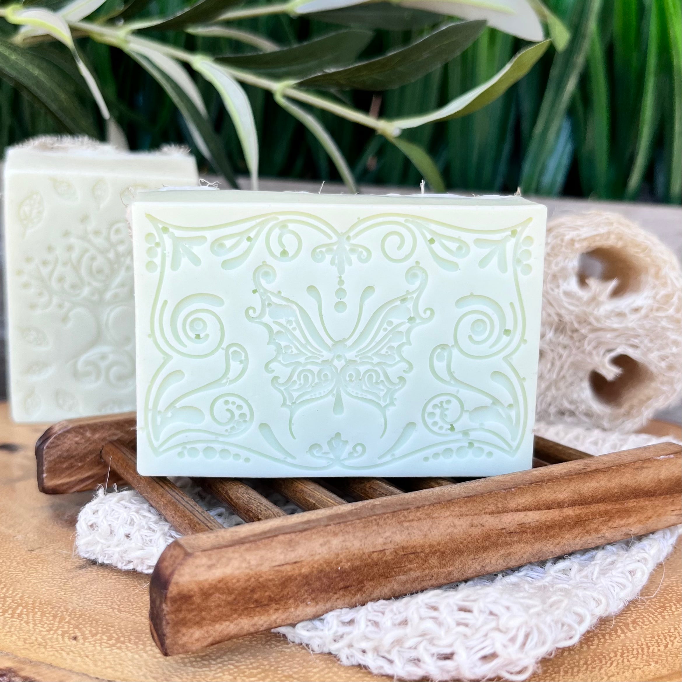 Lemongrass Green Tea Shea Butter Loofah Soap Bar