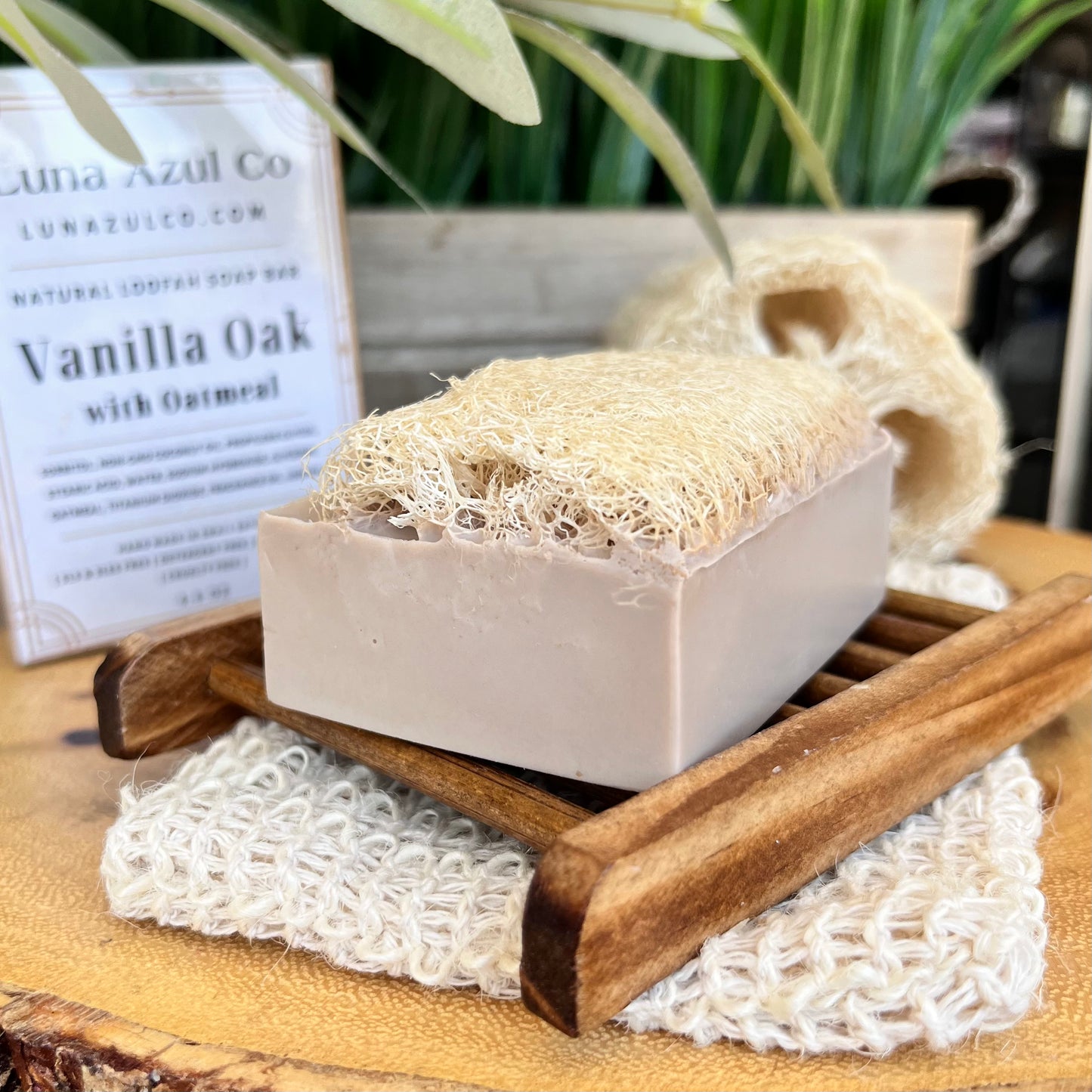 Vanilla Oak Loofah Soap Bar