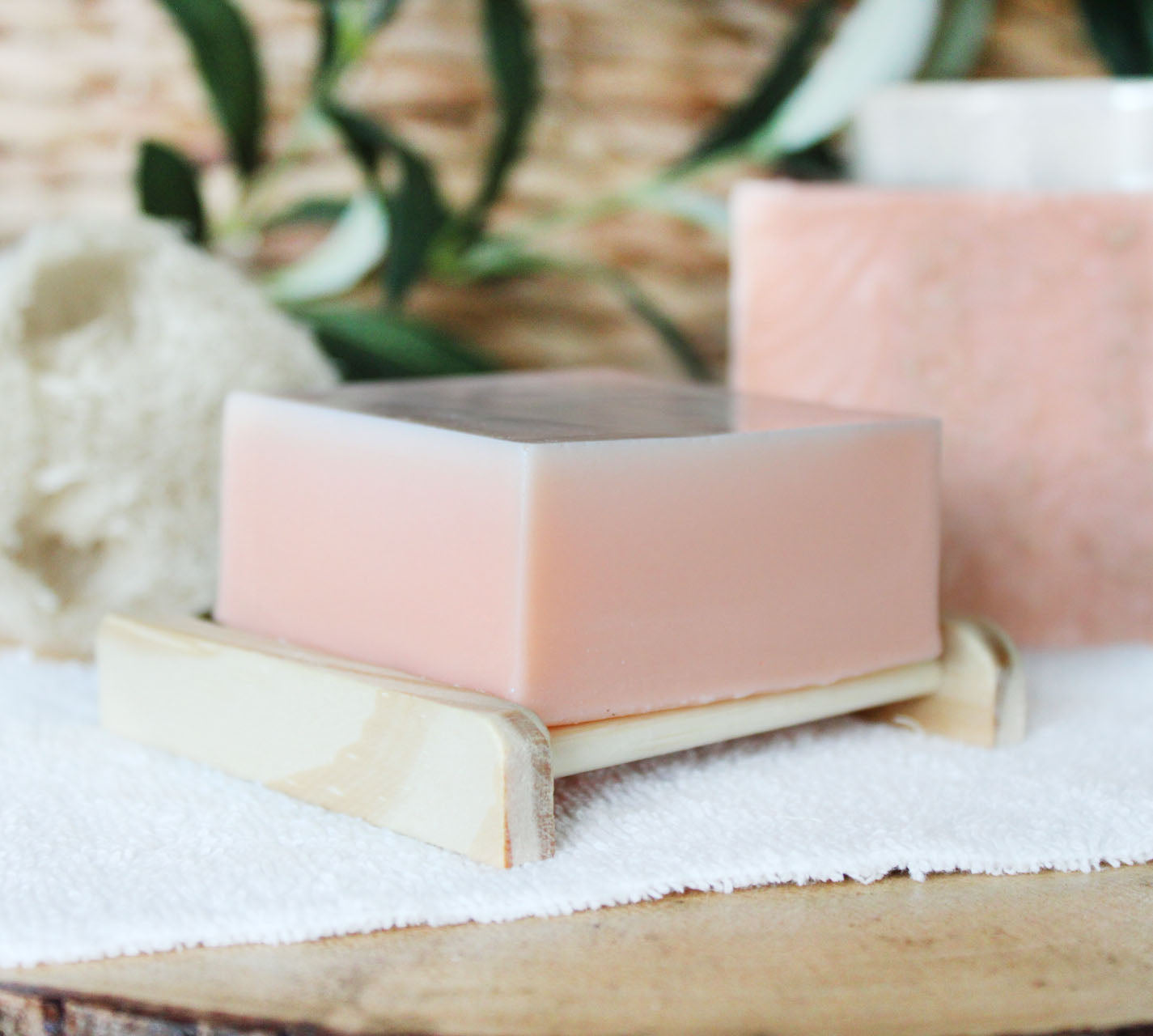 Sun Kissed Apple - Pear Loofah Soap with Shea Butter - 5.5oz
