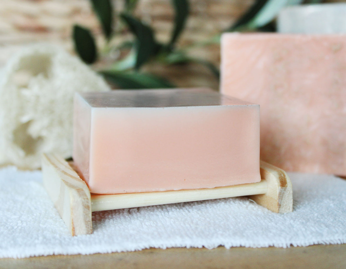 Sun Kissed Apple - Pear Loofah Soap with Shea Butter - 5.5oz