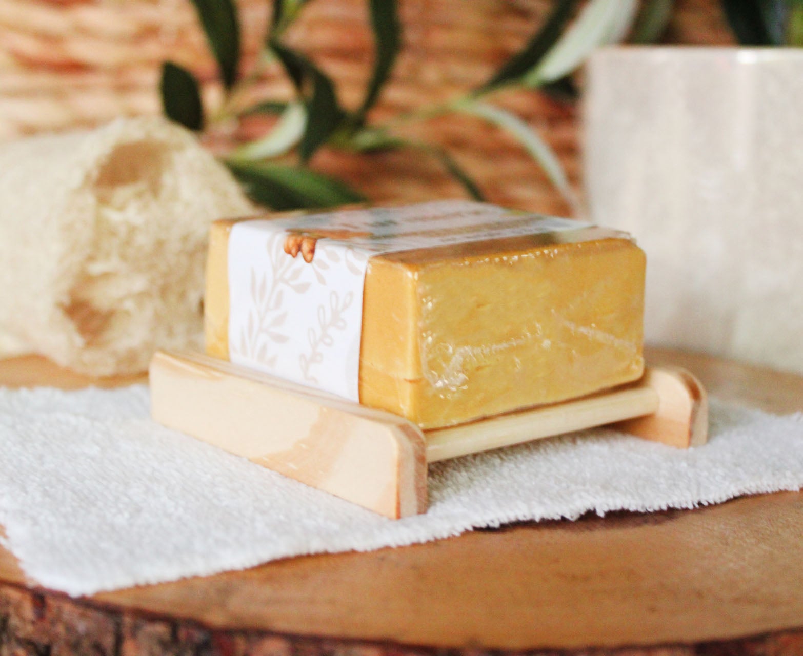 Turmeric Loofah Soap Bar with Oatmeal and Shea Butter - 5.5oz