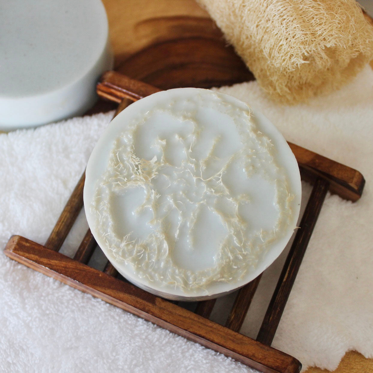 Sandalwood Musk Goat Milk Loofah Soap Bar