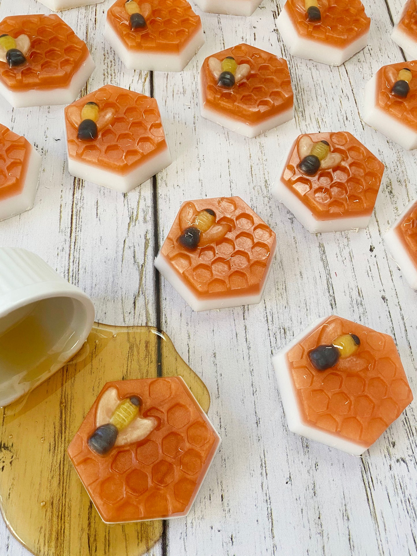 Bee Honeycomb & Shea Butter Soap Bar